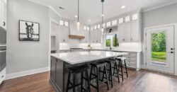 12820 NW Crooked Road, Parkville, MO 64152