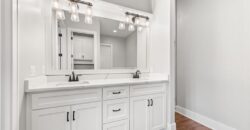 12820 NW Crooked Road, Parkville, MO 64152