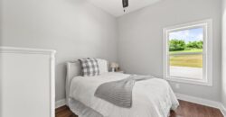 12820 NW Crooked Road, Parkville, MO 64152