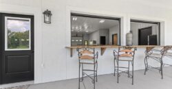 12820 NW Crooked Road, Parkville, MO 64152