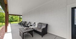 12820 NW Crooked Road, Parkville, MO 64152