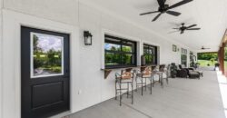 12820 NW Crooked Road, Parkville, MO 64152