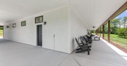 12820 NW Crooked Road, Parkville, MO 64152