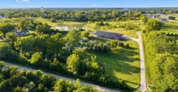 12820 NW Crooked Road, Parkville, MO 64152