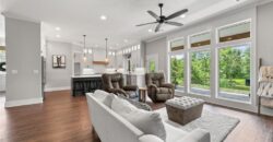 12820 NW Crooked Road, Parkville, MO 64152