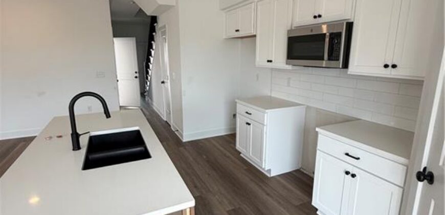 3323 NE 87th Street, Kansas City, MO 64156