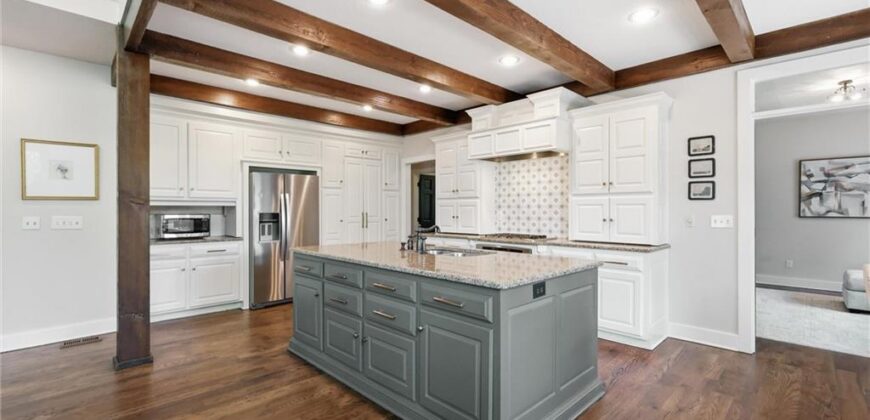 10301 N BROOKLYN Avenue, Kansas City, MO 64155