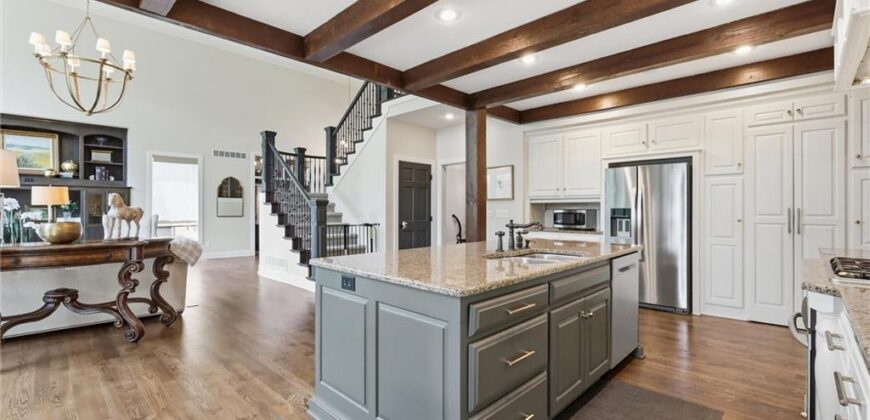 10301 N BROOKLYN Avenue, Kansas City, MO 64155