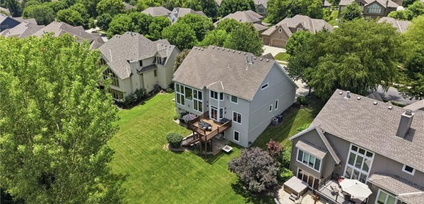 10301 N BROOKLYN Avenue, Kansas City, MO 64155