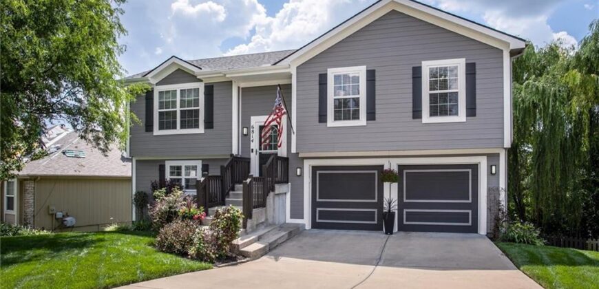 6814 N PONTIAC Avenue, Kansas City, MO 64151