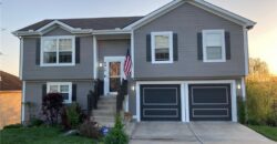 6814 N PONTIAC Avenue, Kansas City, MO 64151