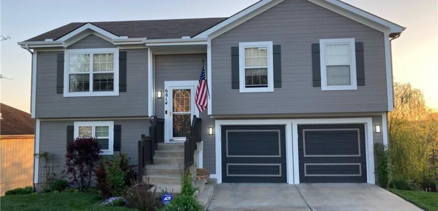 6814 N PONTIAC Avenue, Kansas City, MO 64151
