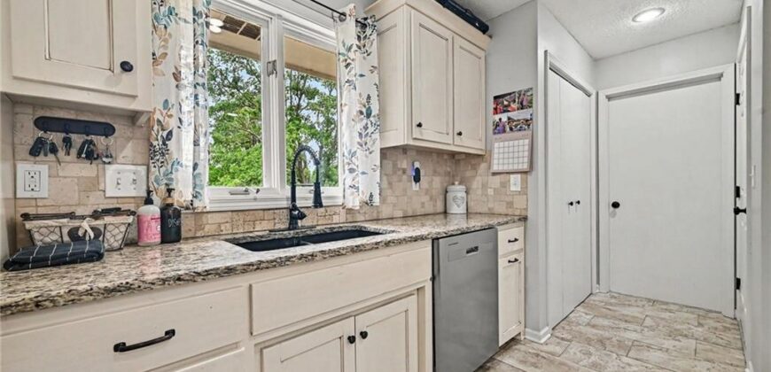 17503 Baxter Road, Lawson, MO 64062