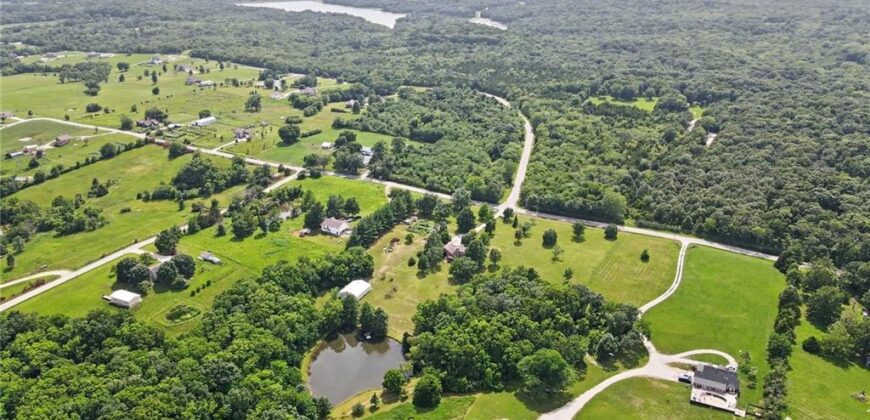 17503 Baxter Road, Lawson, MO 64062