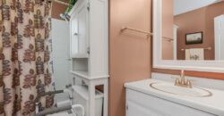 7606 NW Pampas Lane, Parkville, MO 64152