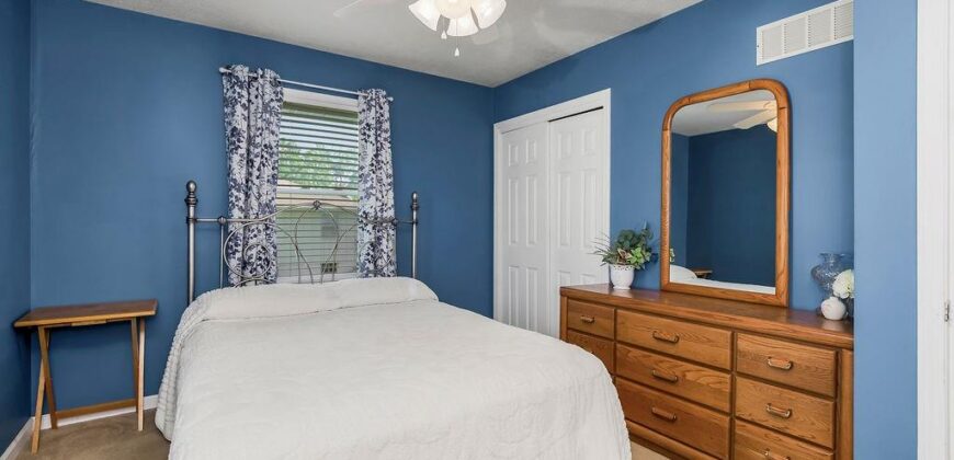 7606 NW Pampas Lane, Parkville, MO 64152