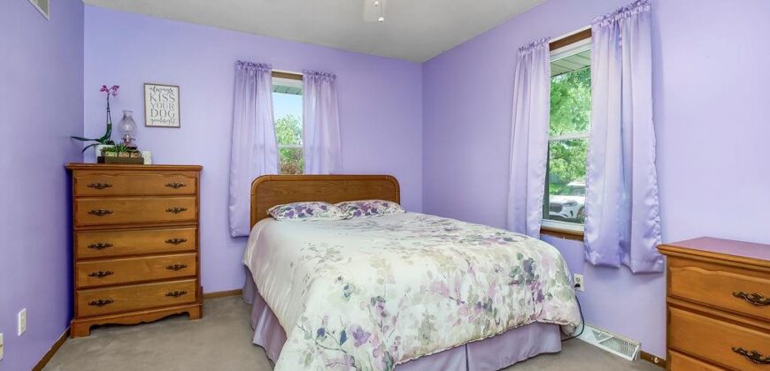 7606 NW Pampas Lane, Parkville, MO 64152