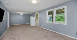 7606 NW Pampas Lane, Parkville, MO 64152
