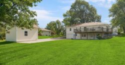 7606 NW Pampas Lane, Parkville, MO 64152