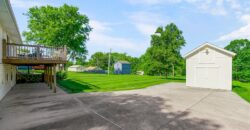 7606 NW Pampas Lane, Parkville, MO 64152