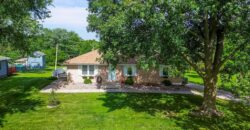 7606 NW Pampas Lane, Parkville, MO 64152