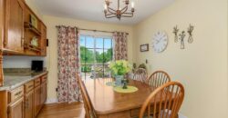 7606 NW Pampas Lane, Parkville, MO 64152