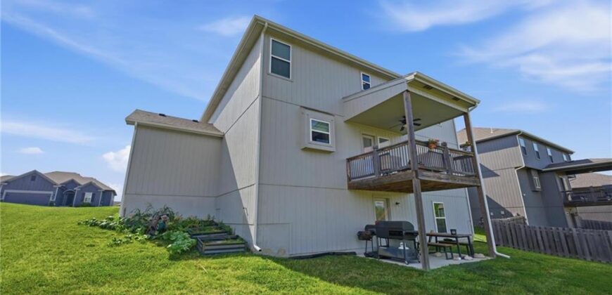 10411 N Chelsea Avenue, Kansas City, MO 64156