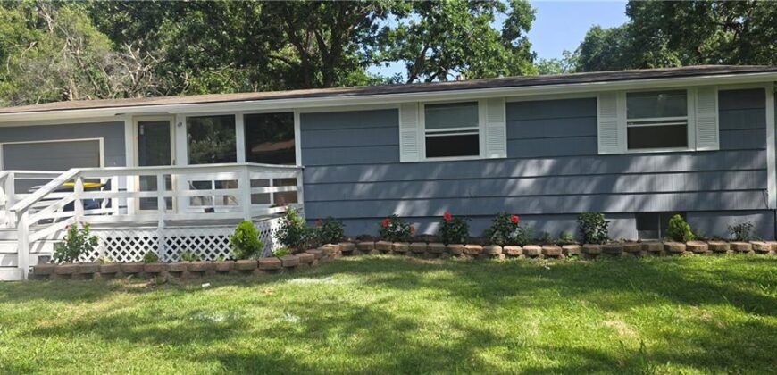 3617 NE Cypress Drive, Kansas City, MO 64117