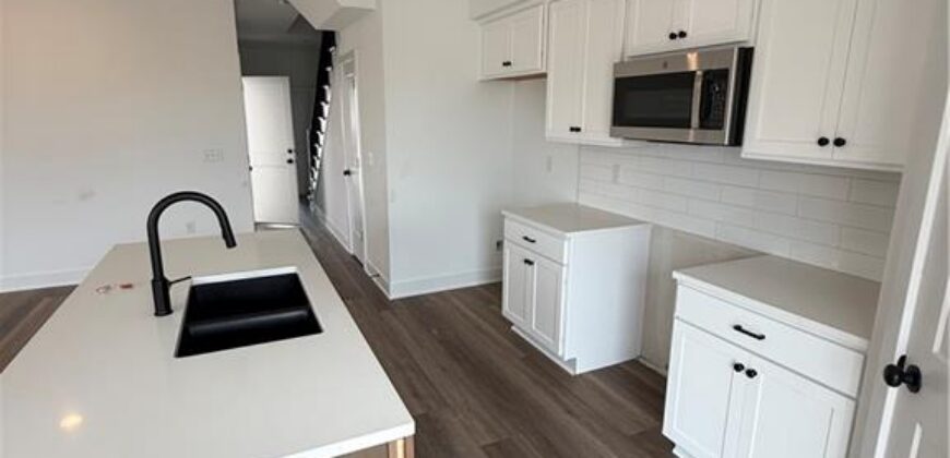 3233 NE 87th Street, Kansas City, MO 64156
