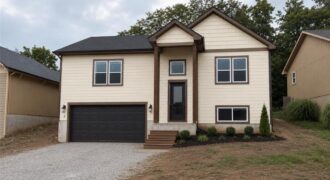2032 W Springs Way, Excelsior Springs, MO 64024