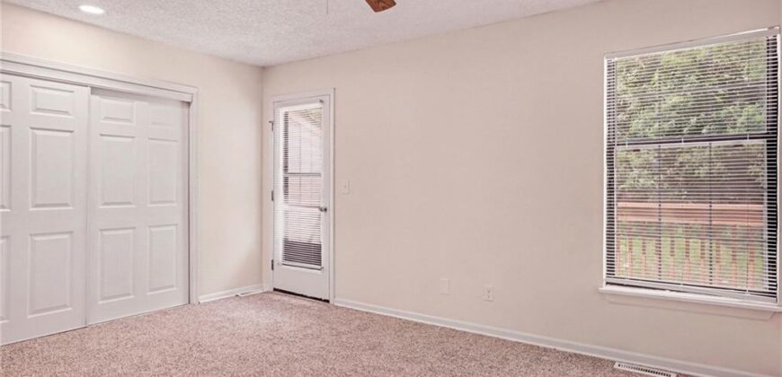 7028 N Fisk Court, Kansas City, MO 64151