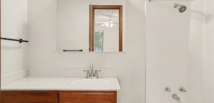 7028 N Fisk Court, Kansas City, MO 64151
