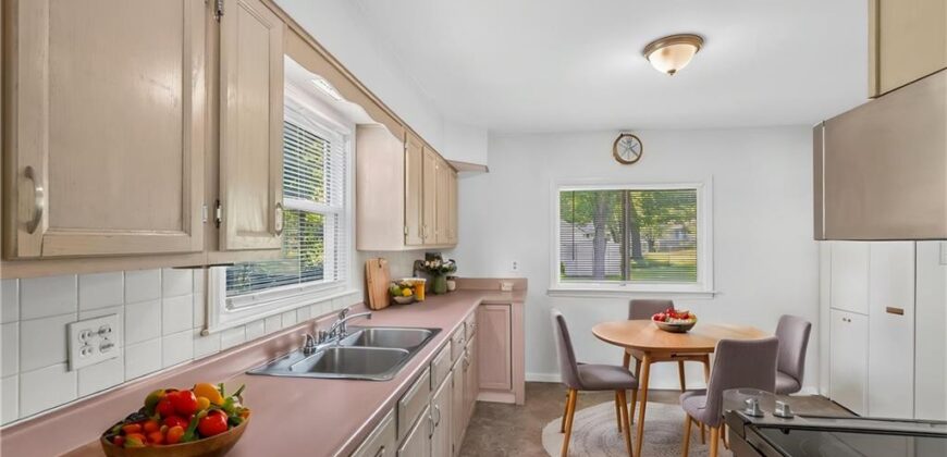4148 N Brighton Avenue, Kansas City, MO 64117