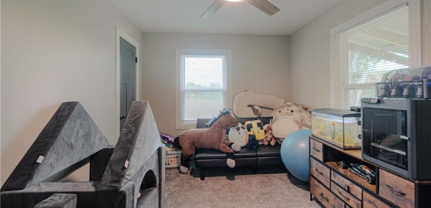19807 NE 192ND Street, Holt, MO 64048