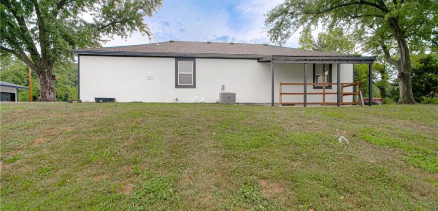 19807 NE 192ND Street, Holt, MO 64048