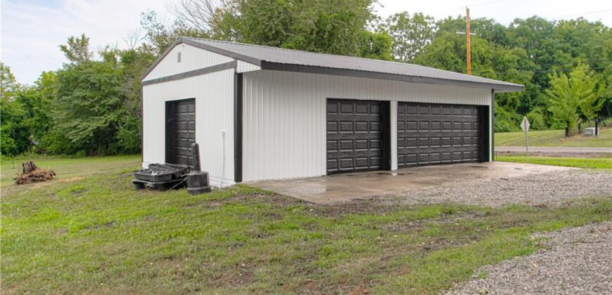 19807 NE 192ND Street, Holt, MO 64048