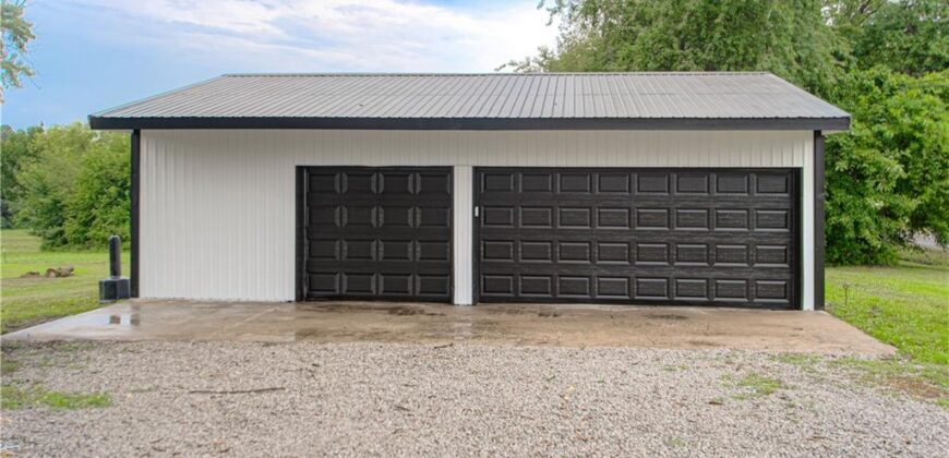 19807 NE 192ND Street, Holt, MO 64048