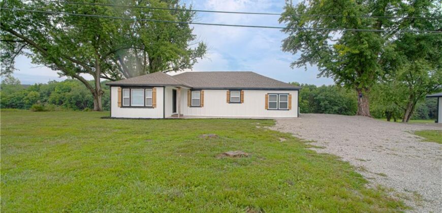 19807 NE 192ND Street, Holt, MO 64048