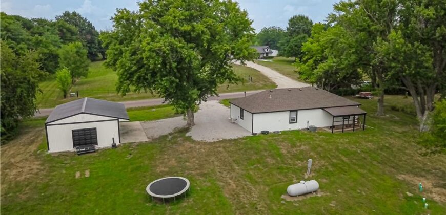 19807 NE 192ND Street, Holt, MO 64048
