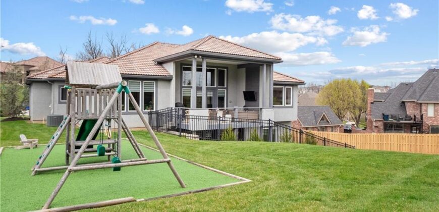 5961 N Cosby Avenue, Kansas City, MO 64151