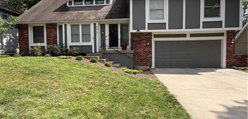 5213 Walden Drive, Kansas City, MO 64151