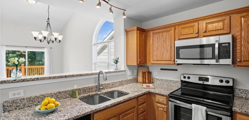 3637 NW 85th Street, Kansas City, MO 64154