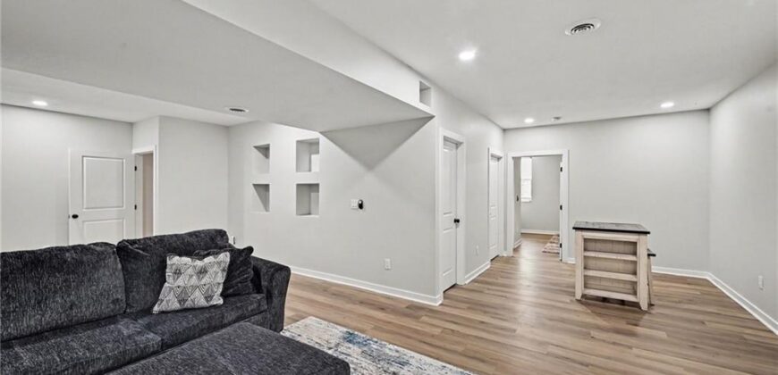 12760 N Imperial Drive, Platte City, MO 64079