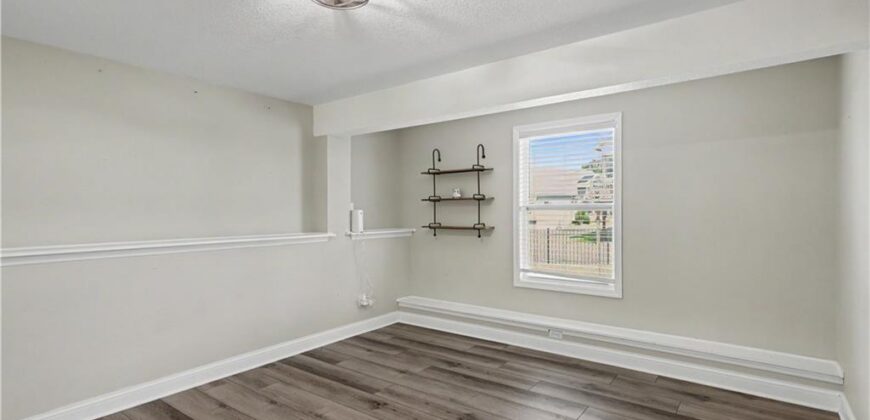 5724 N Kirkwood Avenue, Kansas City, MO 64151