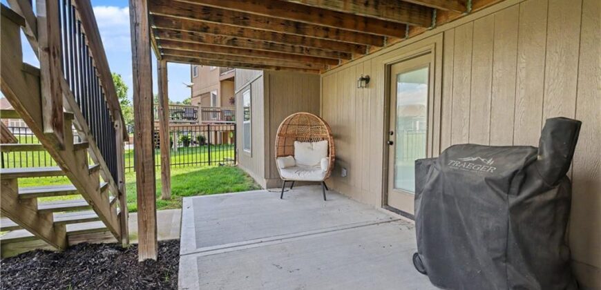 5724 N Kirkwood Avenue, Kansas City, MO 64151