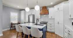 5724 N Kirkwood Avenue, Kansas City, MO 64151