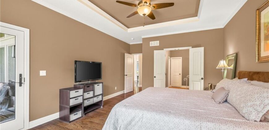 9411 N Kensington Avenue, Kansas City, MO 64156