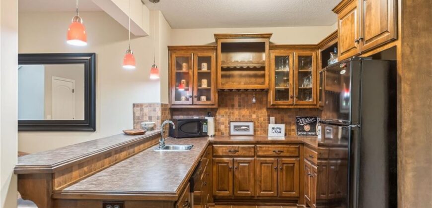 9411 N Kensington Avenue, Kansas City, MO 64156