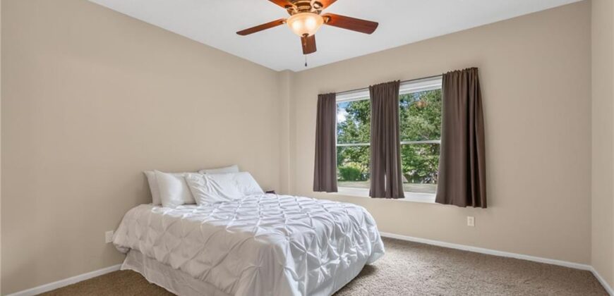 9411 N Kensington Avenue, Kansas City, MO 64156