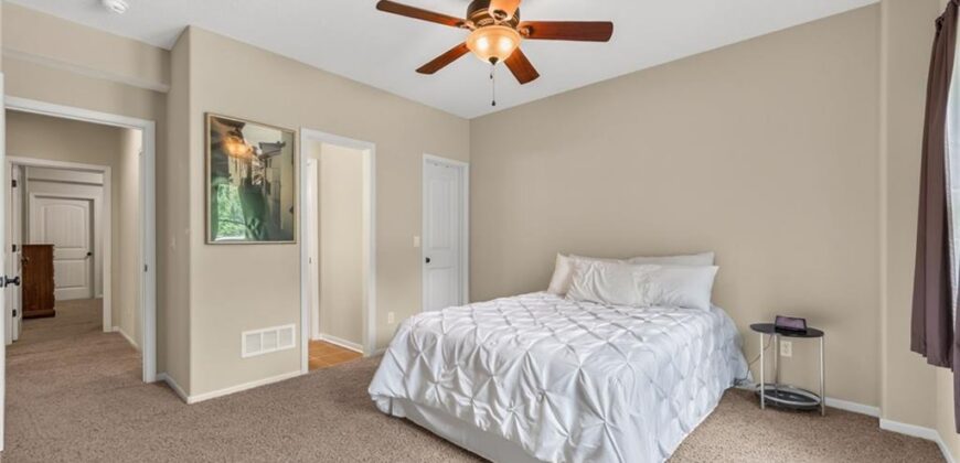 9411 N Kensington Avenue, Kansas City, MO 64156
